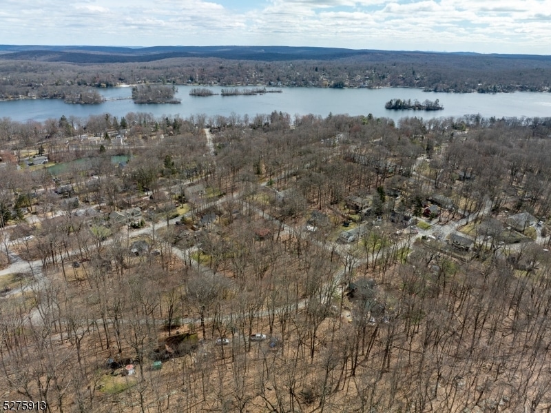 222 Acabonack Rd, Highland Lakes, NJ 07422 - photo 1
