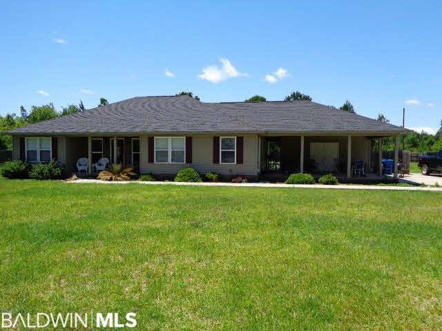 212 Edgewood Ct, Atmore, AL 36502 - photo 1