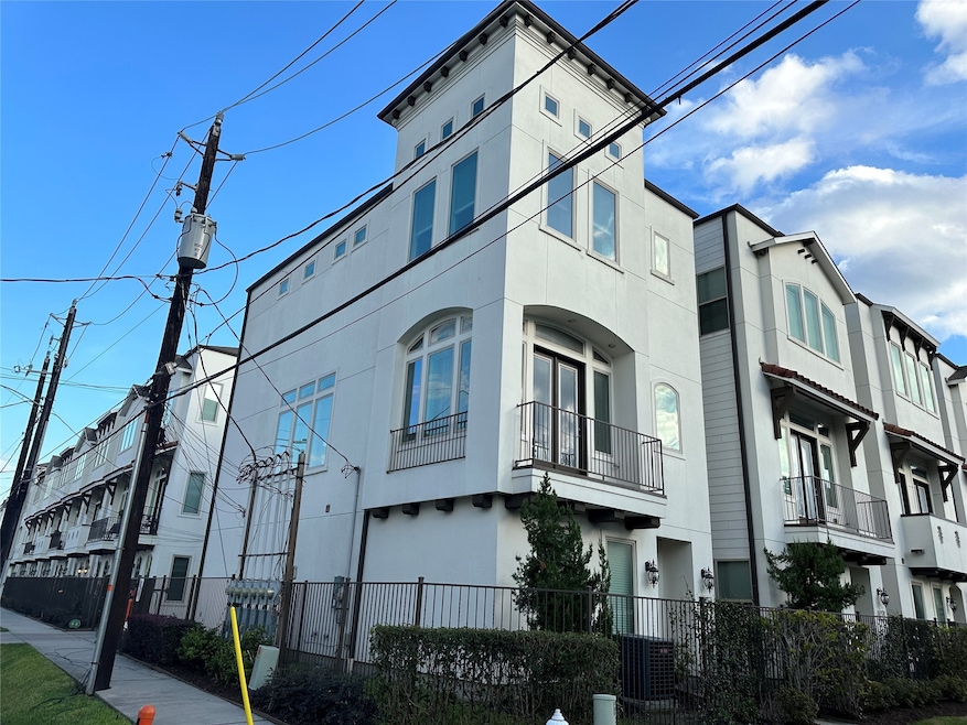 1226 Thompson St, Houston, TX 77007 - photo 1