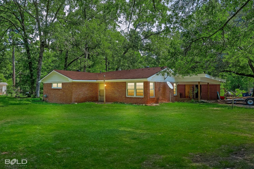 7911 Highway 371, Coushatta, LA 71019 - photo 1