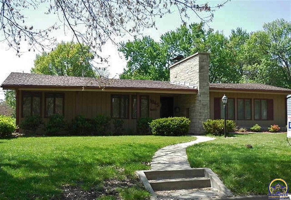 1845 SW High Ave, Topeka, KS 66604 - photo 1