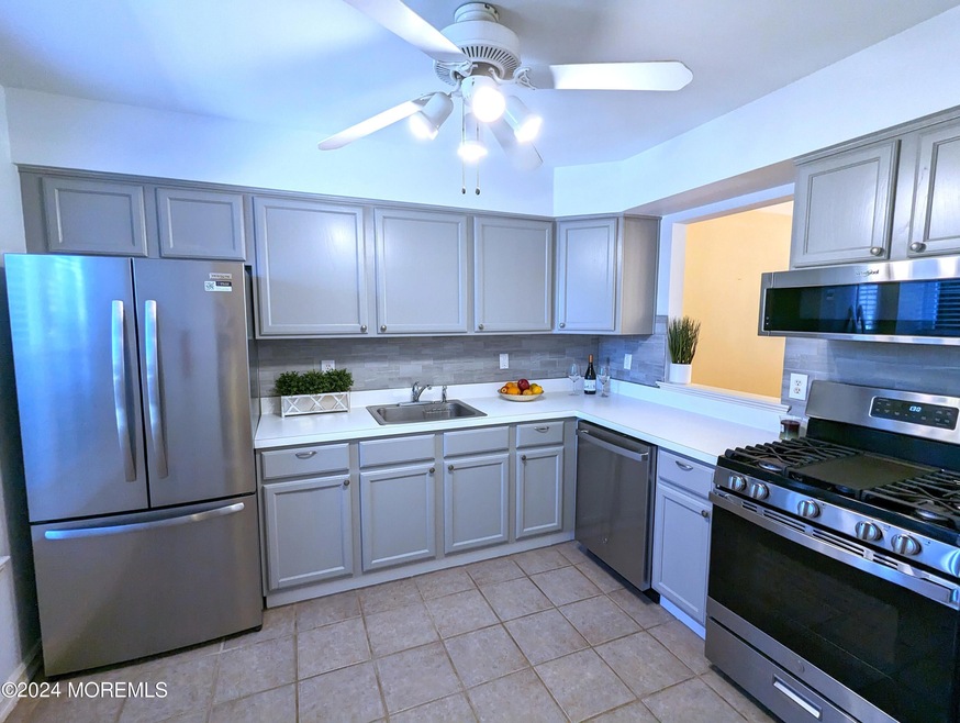 Newly Updated Kitchen!