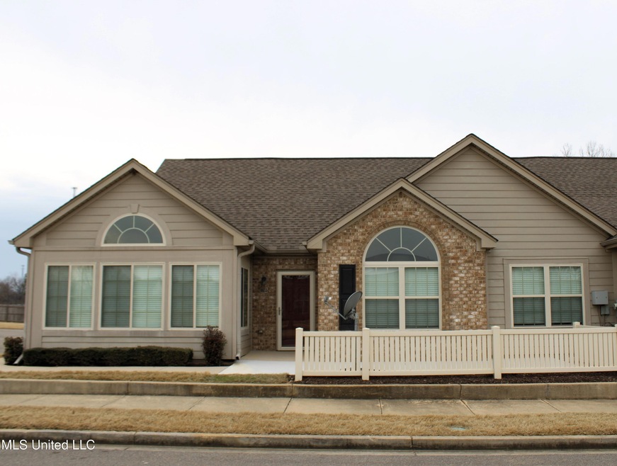 8655 Parkview Oaks Cir