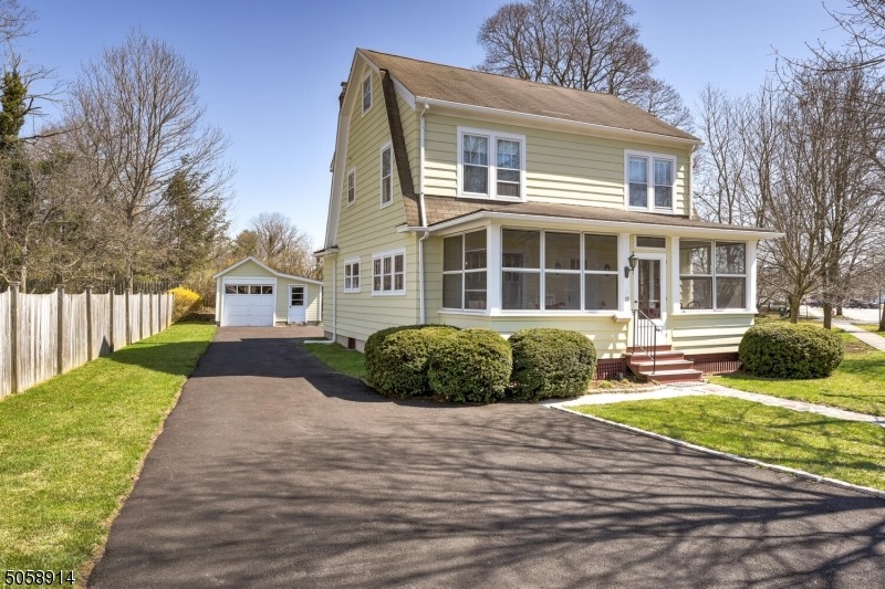 19 Mountain Way, Morris Plains, NJ 07950 - photo 1