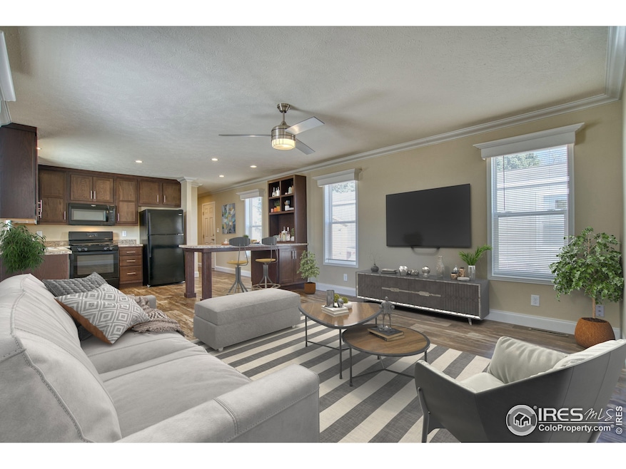 Gorgeous in the heart of Berthoud!