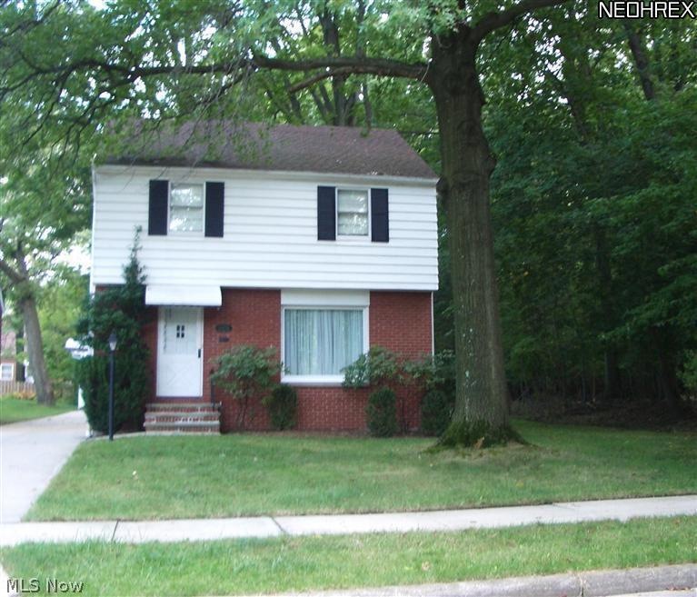 24150 Yosemite Dr, Euclid, OH 44117 - photo 1