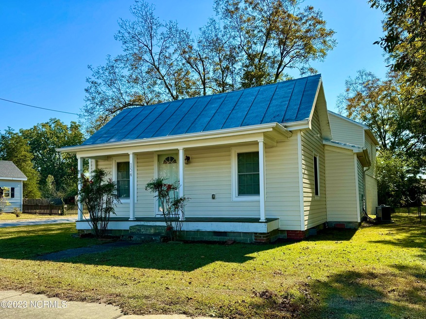 154 Main St, Winterville, NC 28590 - photo 1