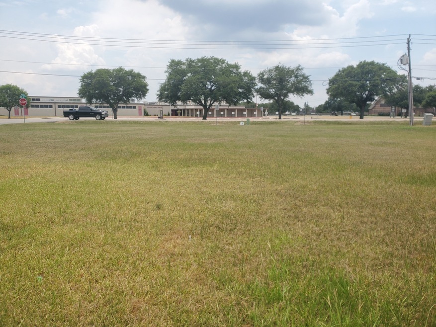 4518 Woodway Ave, Rosenberg, TX 77471 - photo 1