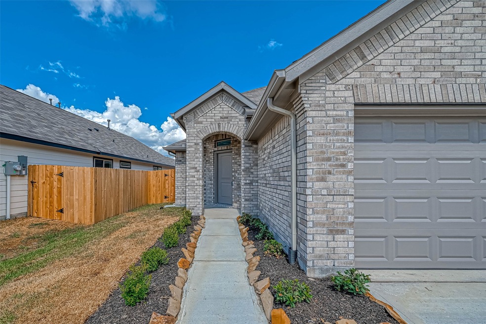 2639 Prairie Star Ln, Conroe, TX 77385 - photo 1