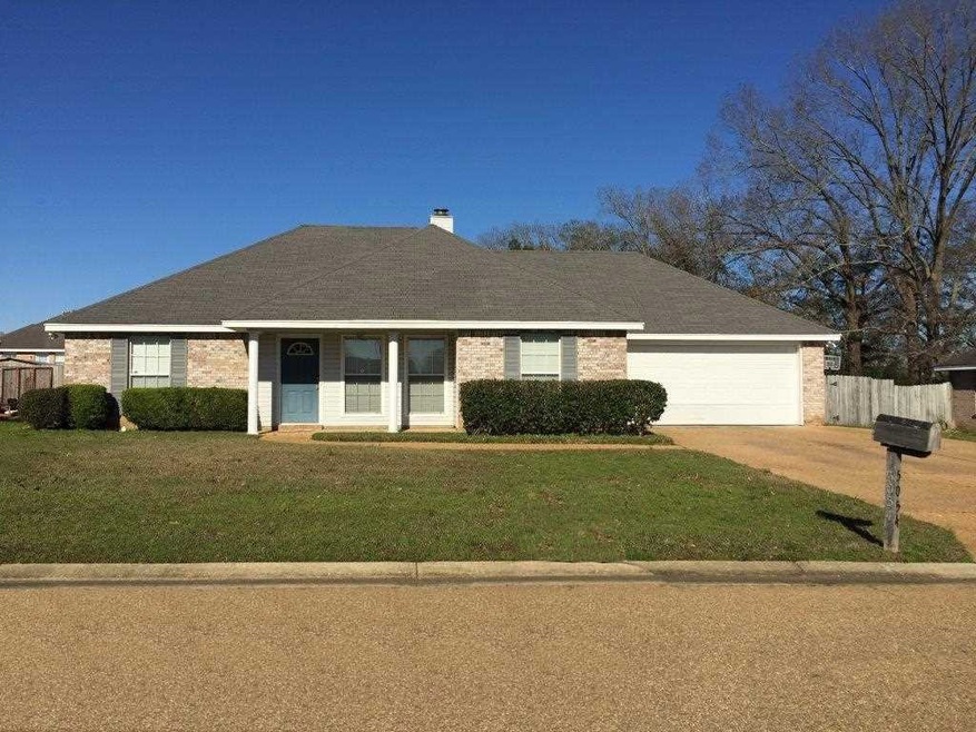 5054 Wagonwheel Dr, Byram, MS 39272 - photo 1