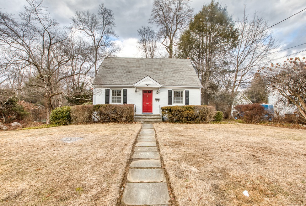 Sold $715,595 • Co-Listing Agent