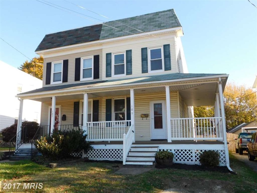 109 Bloomsbury Ave, Catonsville, MD 21228 - photo 1