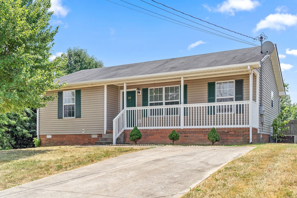 339 Pioneer Dr, Oak Grove, KY 42262 - photo 1