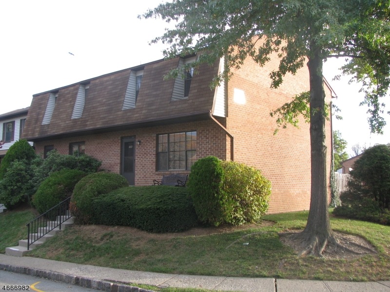 186 Riva Dr unit 16H, Hackettstown, NJ 07840 - photo 1