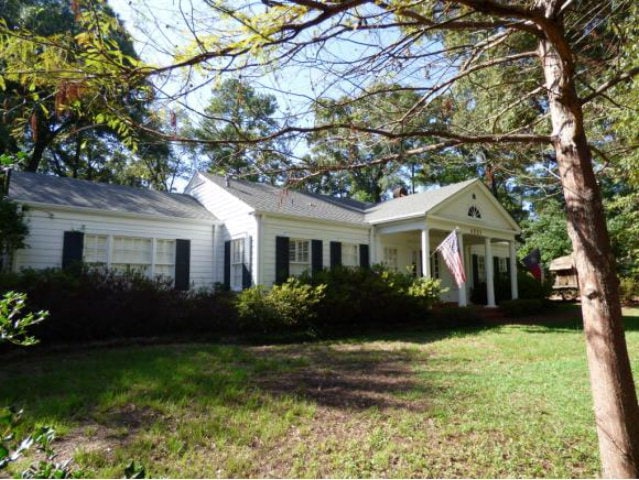 4221 Raguet St, Nacogdoches, TX 75965 - photo 1