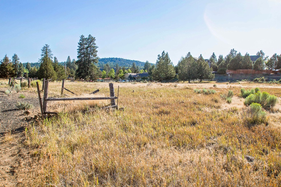 Halway Road Land
