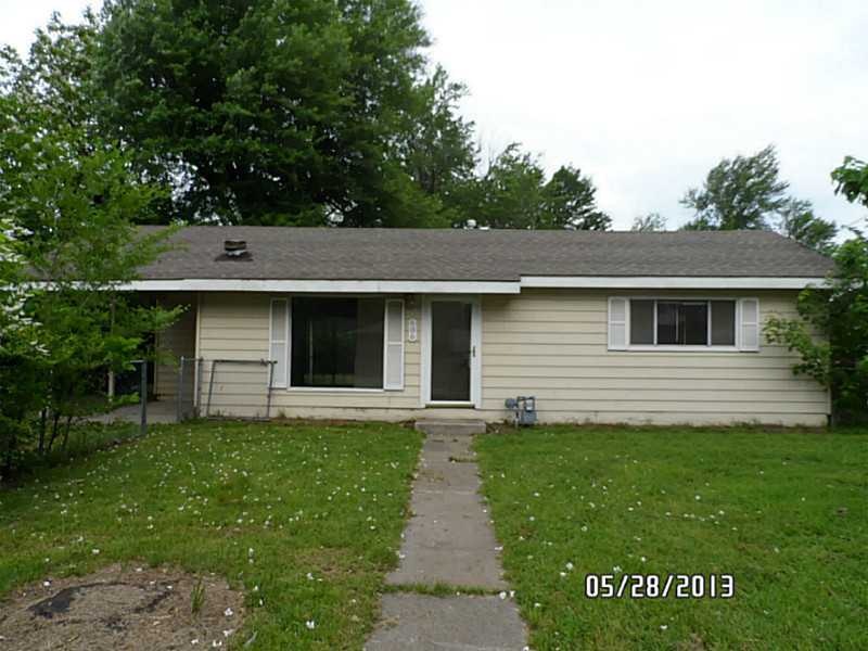 606 S West End St, Springdale, AR 72764 - photo 1