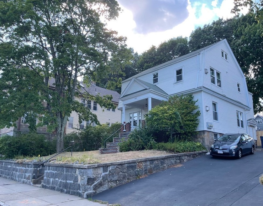 1529 Centre St unit 1, West Roxbury, MA 02132 - photo 1