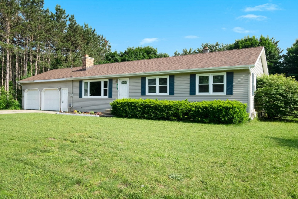 405 Hill Lake Ave, Wayland, MI 49348 - photo 1