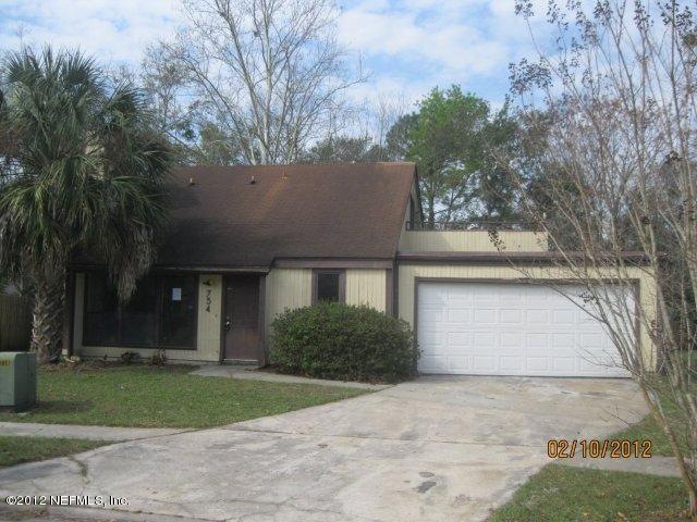 754 Aries Rd W, Jacksonville, FL 32216 - photo 1