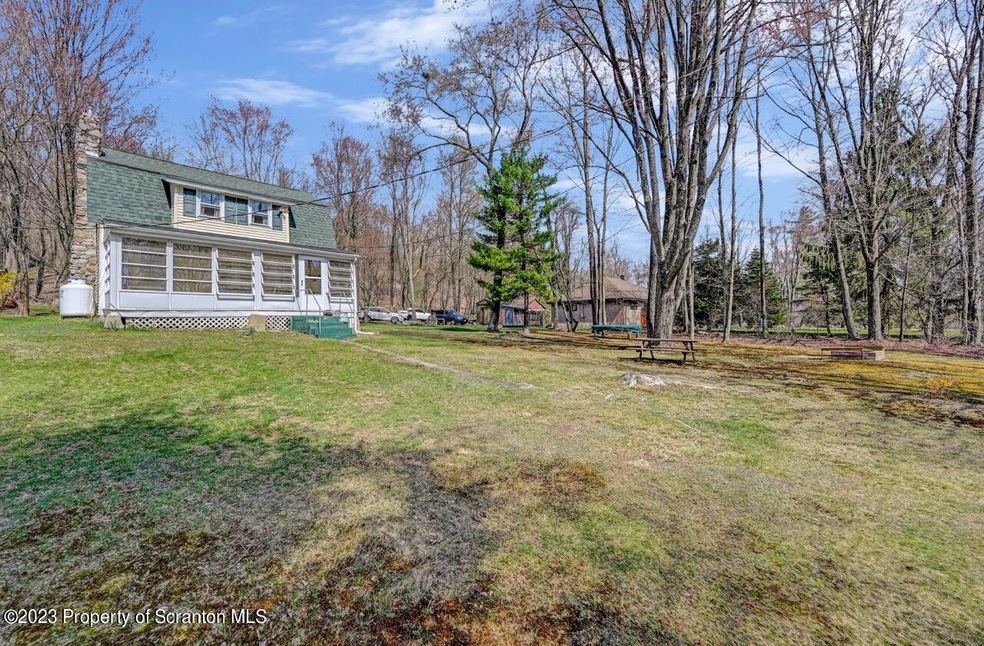 10 Kizer Pond Rd, Jefferson Township, PA 18436 - photo 1