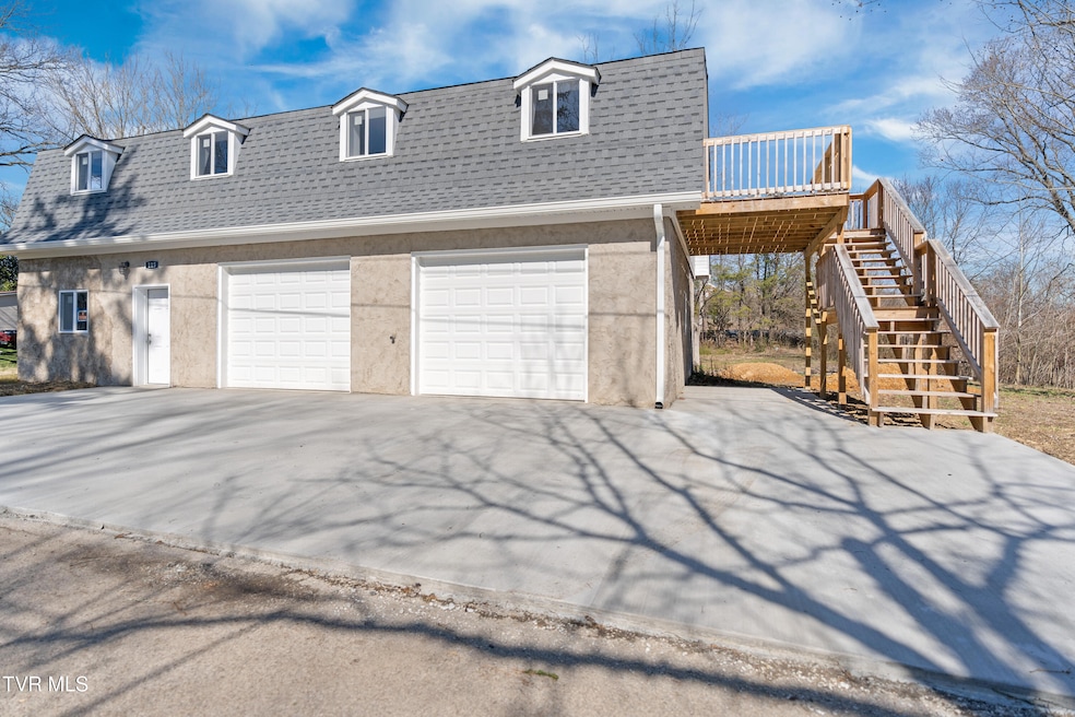 For Sale $274,000 • Co-Listing Agent