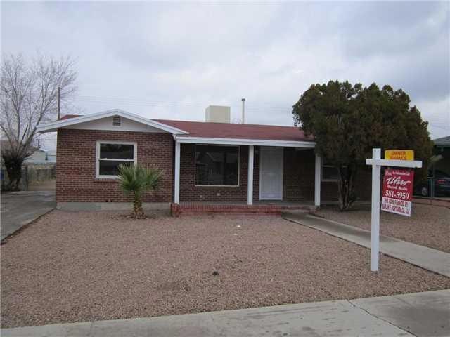 7603 Mazatlan Dr, El Paso, TX 79915 - photo 1