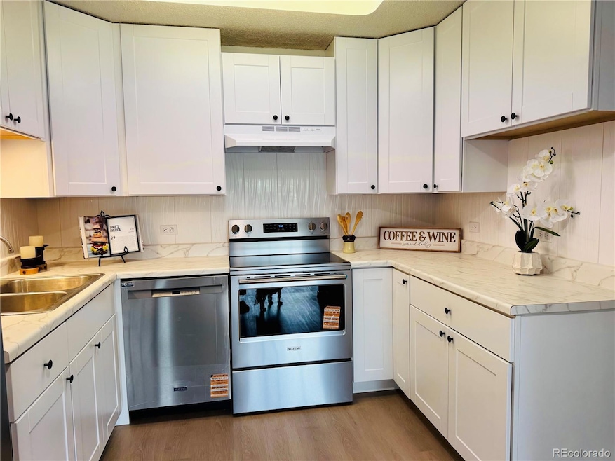 755 S Alton Way unit 12C, Denver, CO 80247 - photo 1