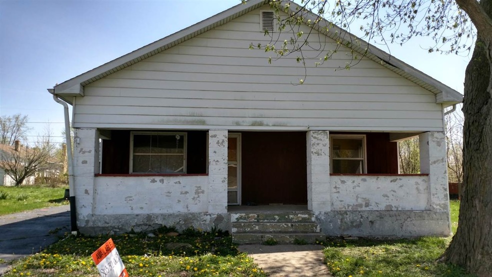 817 Thomas St, Bicknell, IN 47512 - photo 1