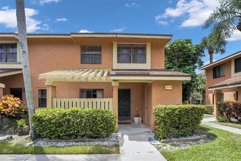 3635 Carambola Cir N unit 2869, Coconut Creek, FL 33066 - photo 1