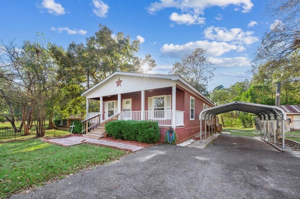 613 Tower Rd, Nacogdoches, TX 75961 - photo 1