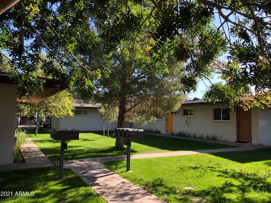 2103 S Granada Dr unit 3, Tempe, AZ 85282 - photo 1
