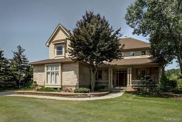 001-7460RaffordLn-WestBloomfield-MI-48322-small.jp