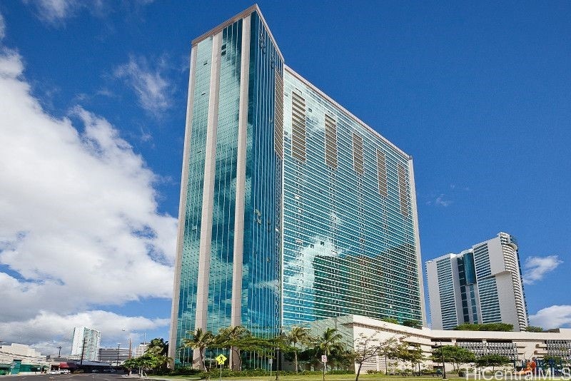 Ko'olani unit 4504, Honolulu, HI 96814 - photo 1