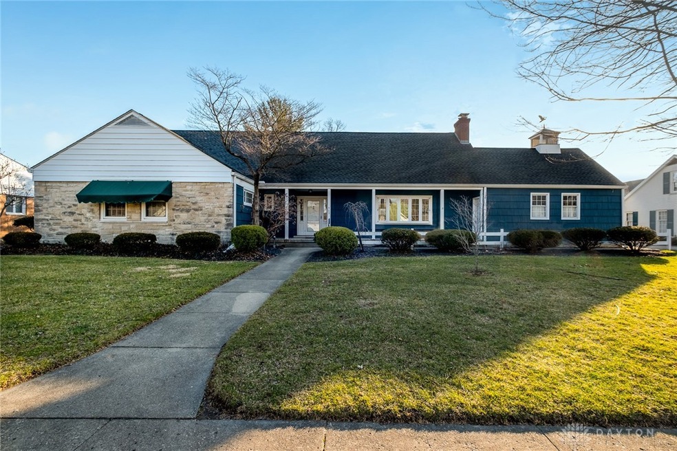 Welcome to 969 Mornignside Drive - prettiest house
