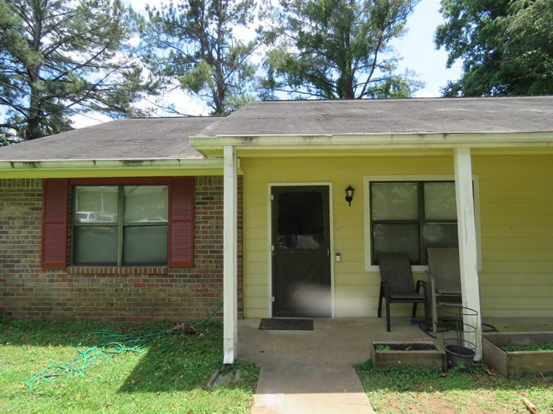 180 Kimberly Way SW, Marietta, GA 30064 - photo 1