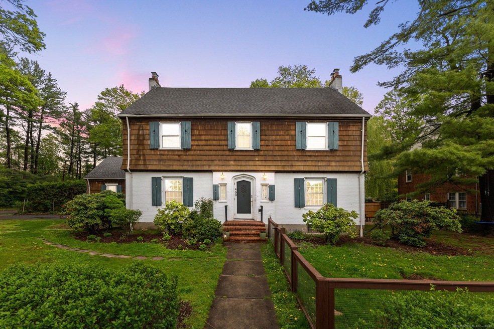 400 Quaker Ln N, West Hartford, CT 06119 - photo 1