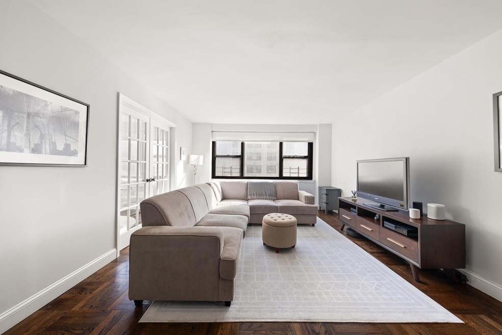 233 E 69th St unit 9J, New York, NY 10021 - photo 1