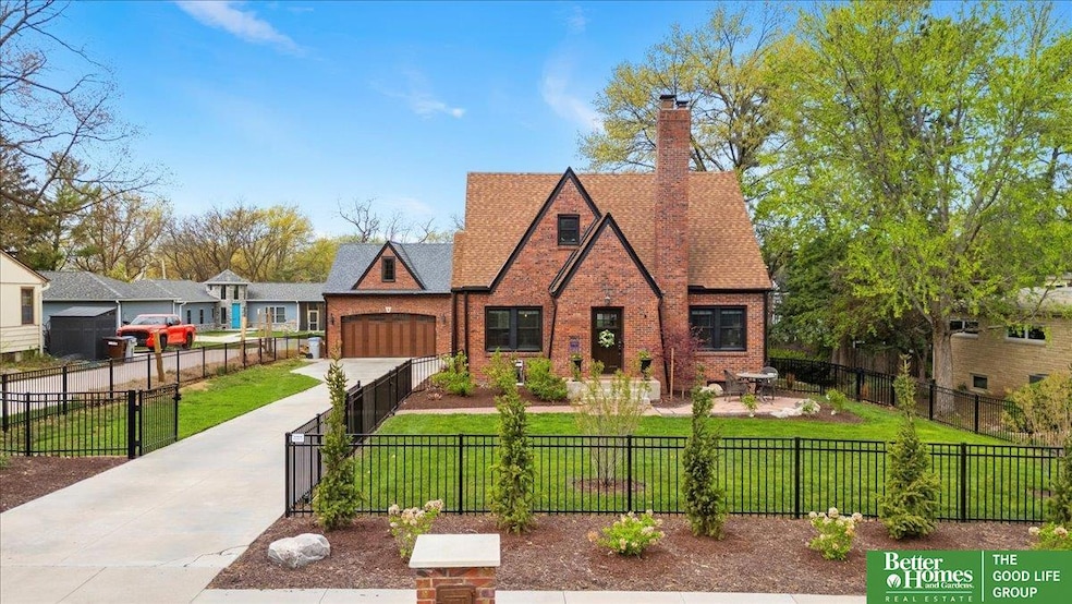 Sold $463,000