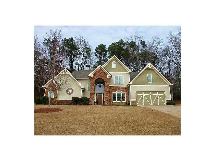 Exterior Front. Beautiful Craftsmen Family Delight