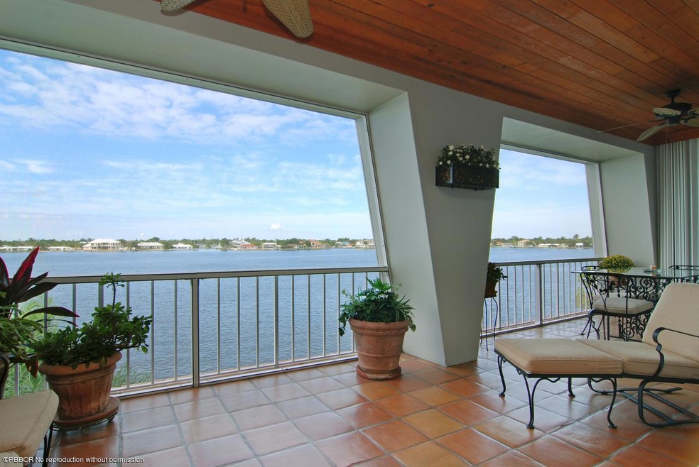 Balcony / View