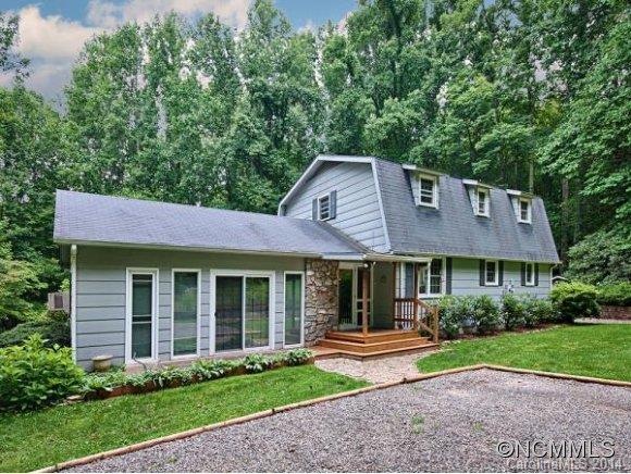 Front of home - level yard