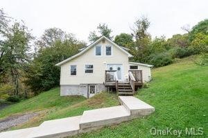 177 Baileys Gap Rd, Highland, NY 12528 - photo 1