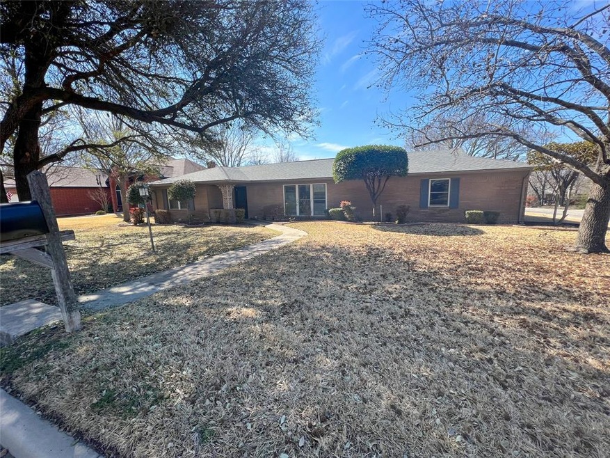 1500 S Hatcher St, Decatur, TX 76234 - photo 1