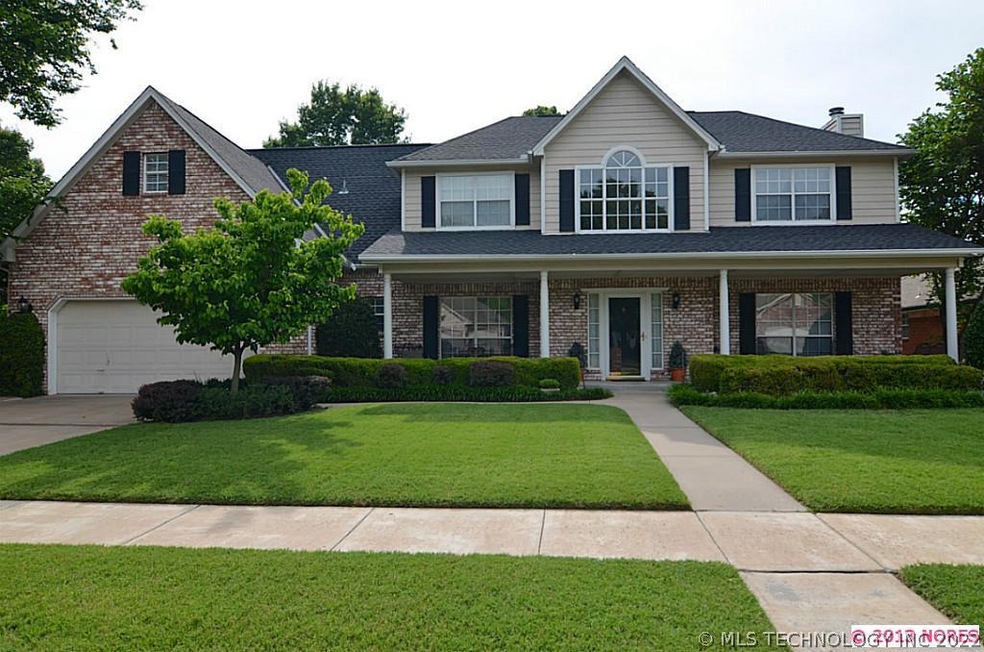 One owner well maintained  home in a golfing commu