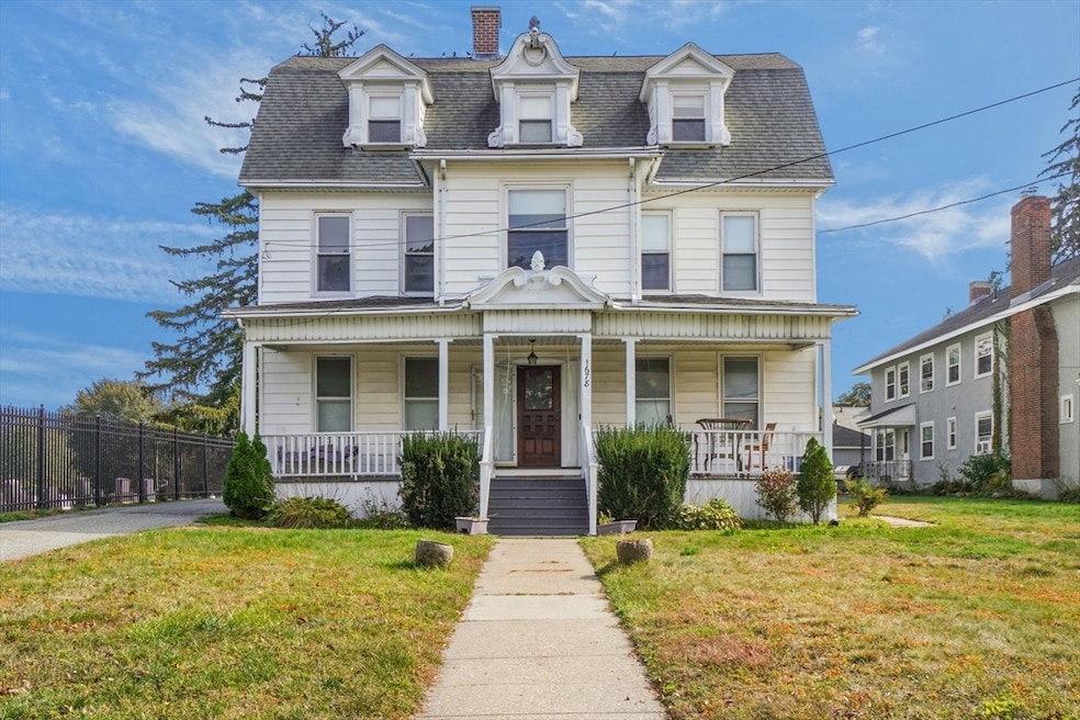 1678 Northampton St, Holyoke, MA 01040 - photo 1