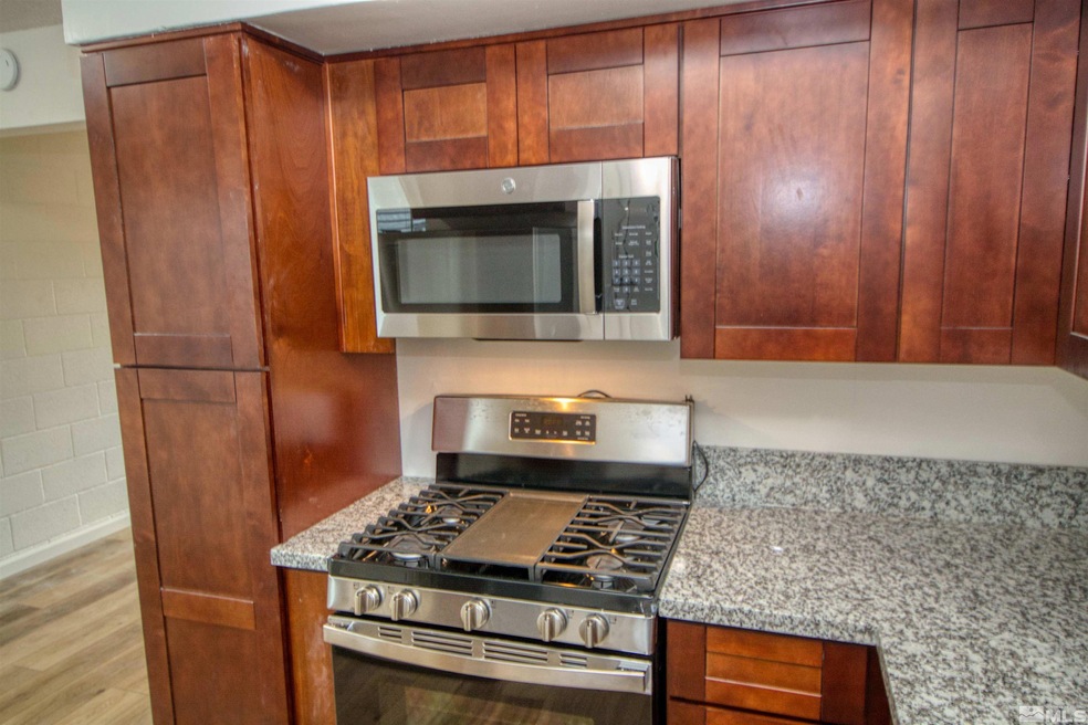 521 C St unit 2, Sparks, NV 89431 - photo 1