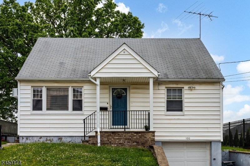 100 Gordon Ave, Totowa, NJ 07512 - photo 1