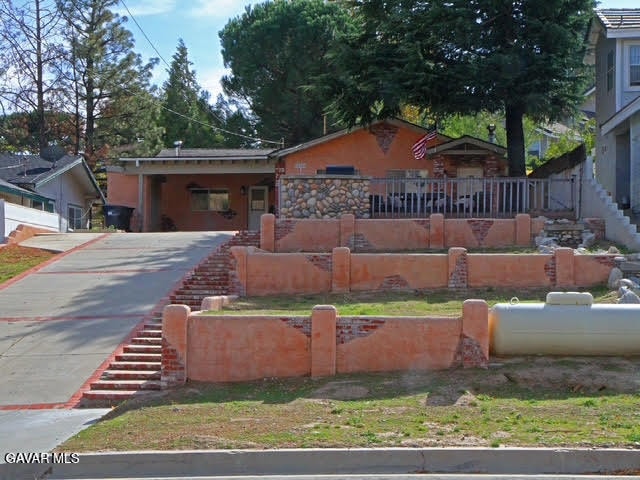 15366 Sandrock Dr, Lake Hughes, CA 93532 - photo 1