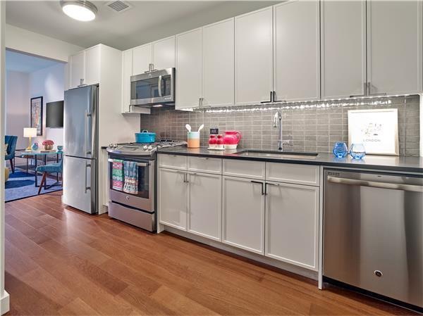 unlisted-address, New York, NY 10001 - photo 1